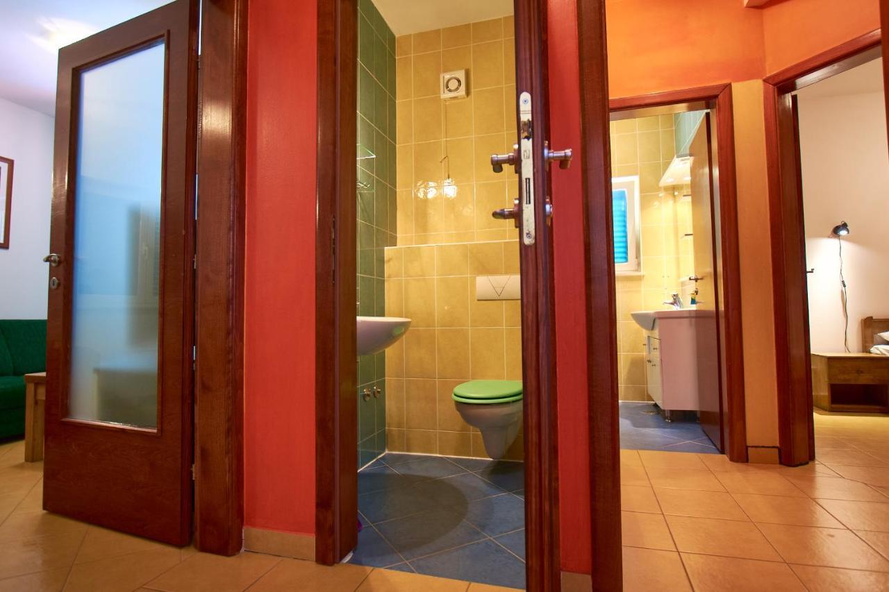 Pansion Hrga Hotel Водице Екстериор снимка
