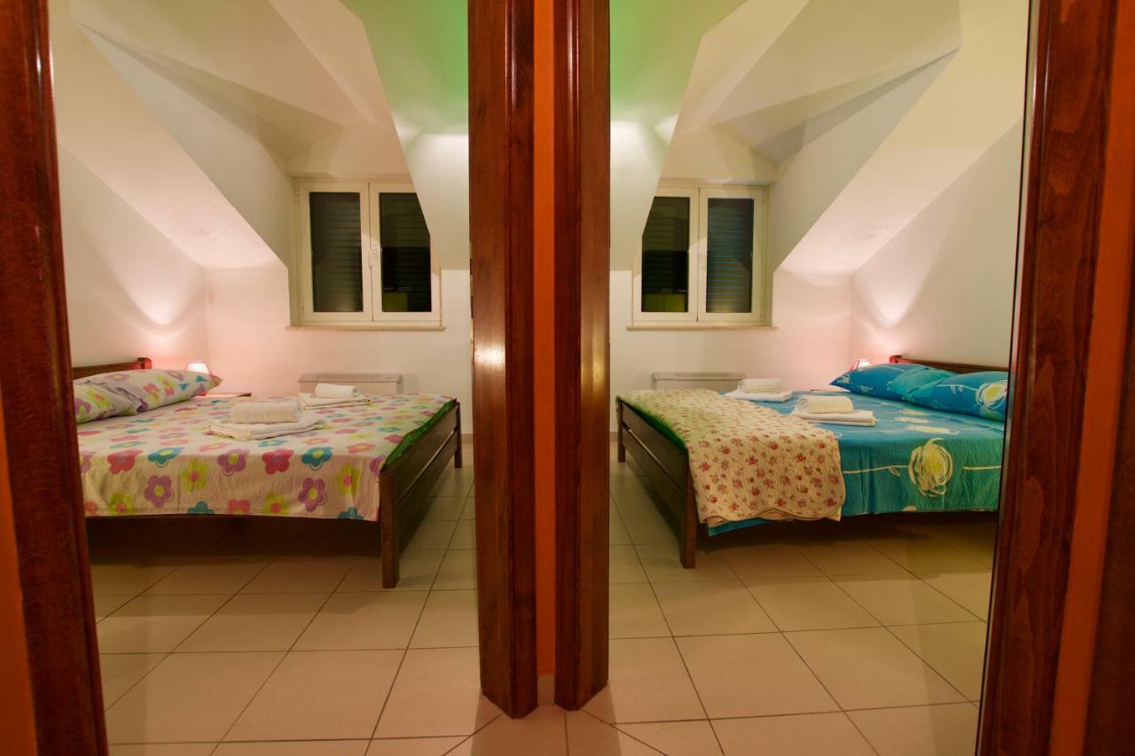 Pansion Hrga Hotel Водице Екстериор снимка