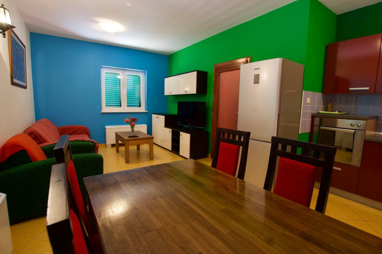 Pansion Hrga Hotel Водице Екстериор снимка