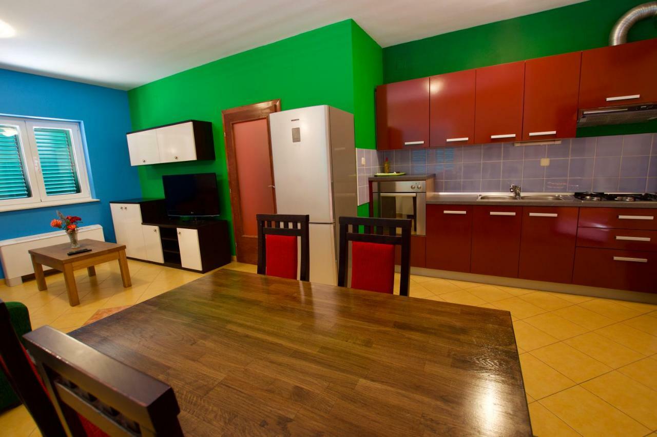 Pansion Hrga Hotel Водице Екстериор снимка