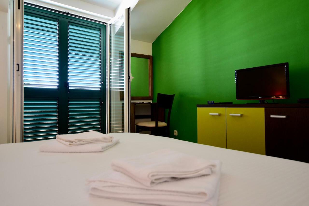 Pansion Hrga Hotel Водице Екстериор снимка