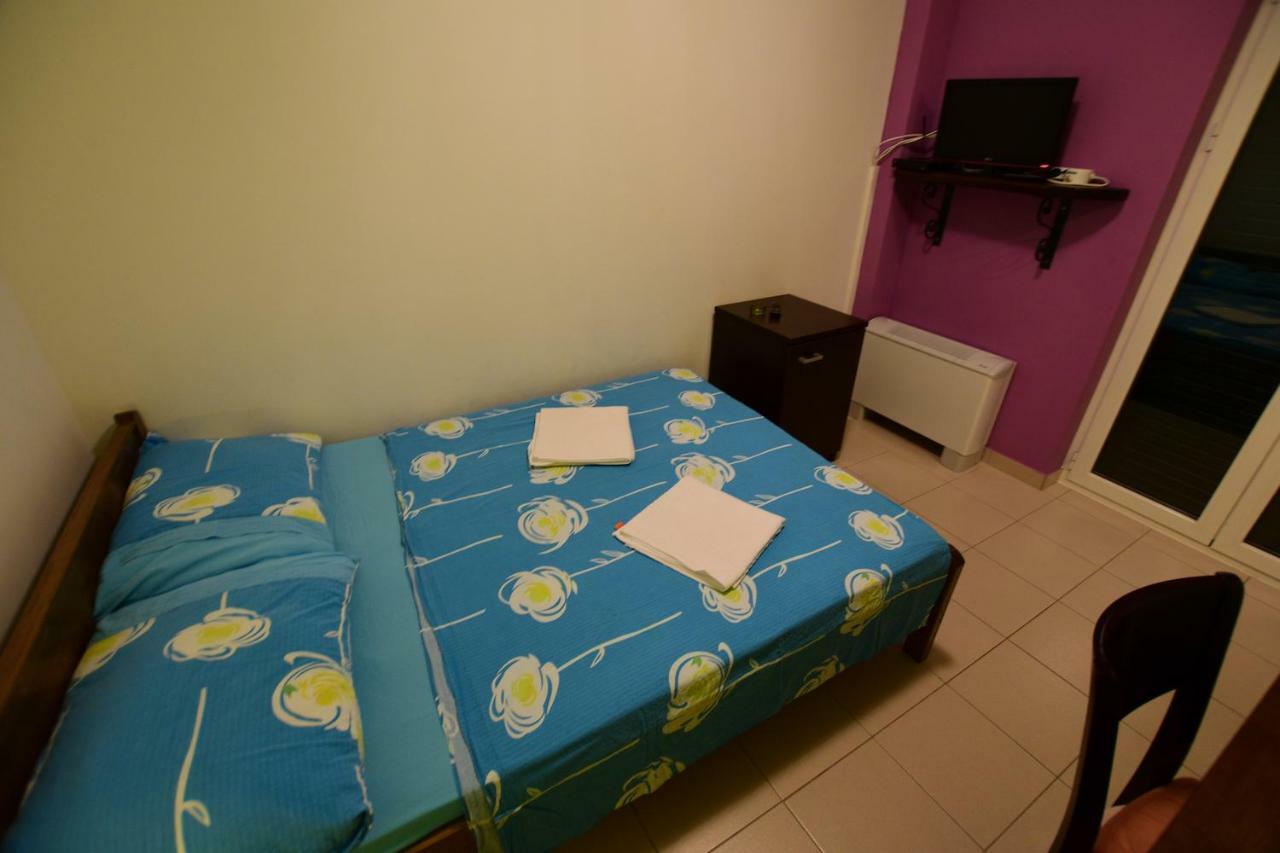 Pansion Hrga Hotel Водице Екстериор снимка